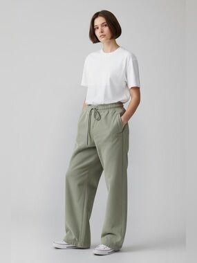 Nike Olive Sweatpants with Drawstring